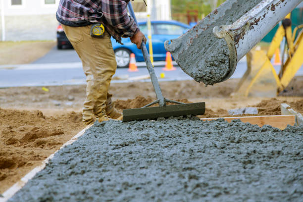 Best Concrete Demolition Services in Saks, AL